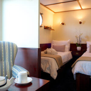 Cabin Prestige w River View – Breakfast included